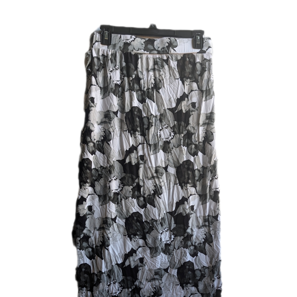 Liz Claiborne Black and White Floral Maxi Skirt